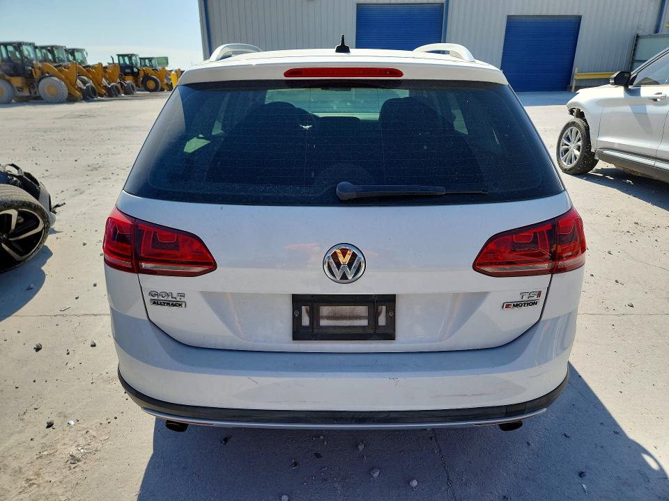 Продажа на аукционе авто 2017 Volkswagen Golf Alltrack, vin: 3VWH17AU4HM530584, номер лота: 65864916