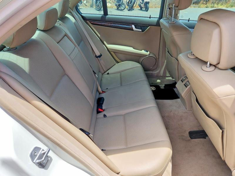 Продаж на аукціоні авто 2012 Mercedes-benz C, vin: WDDGF4HB2CR240201, номер лоту: 63444606