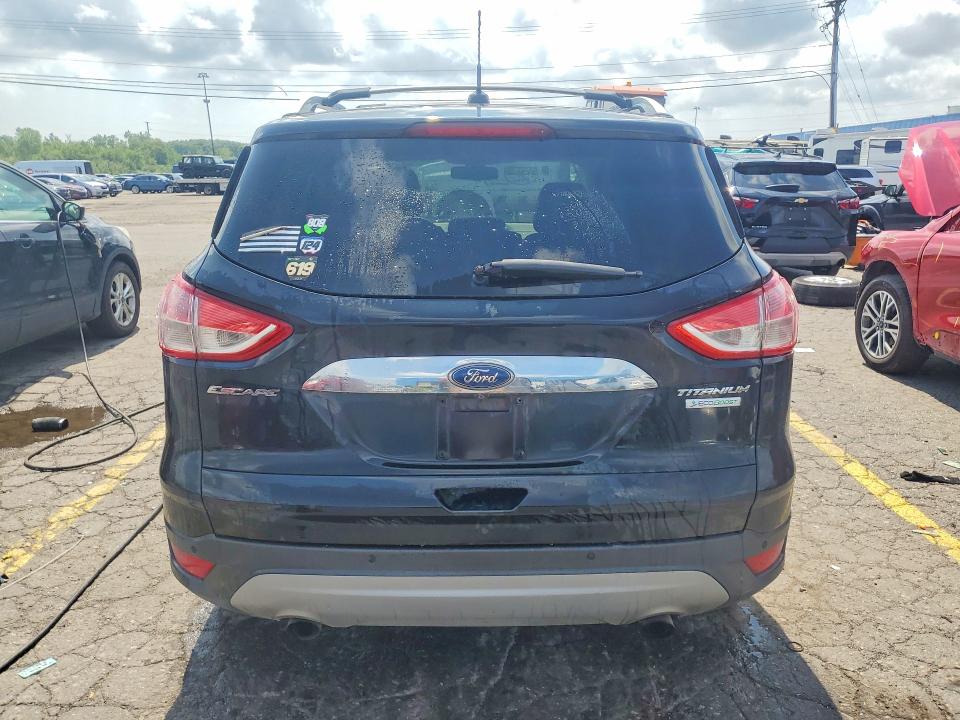 Продажа на аукционе авто 2015 Ford Escape, vin: 1FMCU0JX3FUB47892, номер лота: 64076006