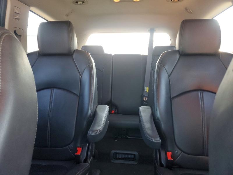 63668046 :رقم المزاد ، 1GNKVHKD2FJ370921 vin ، 2015 Chevrolet Traverse مزاد بيع