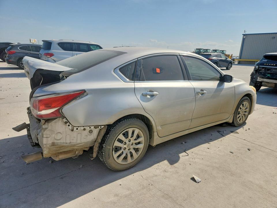 Продаж на аукціоні авто 2015 Nissan Altima, vin: 1N4AL3APXFC482871, номер лоту: 64231356