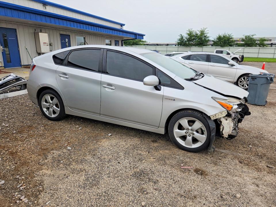 2015 Toyota Prius მანქანა იყიდება აუქციონზე, vin: JTDKN3DU7F1940923, აუქციონის ნომერი: 64328316