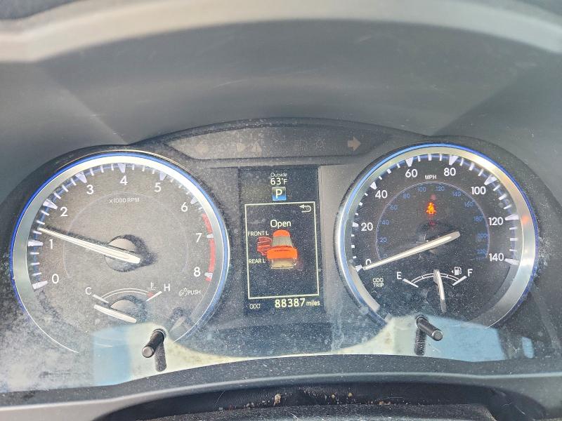 66833846 :رقم المزاد ، 5TDDKRFH1FS151593 vin ، 2015 Toyota Highlander مزاد بيع