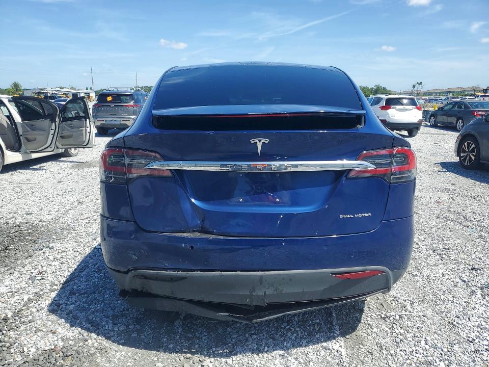 64364996 :رقم المزاد ، 5YJXCBE22KF192859 vin ، 2019 Tesla Model X مزاد بيع