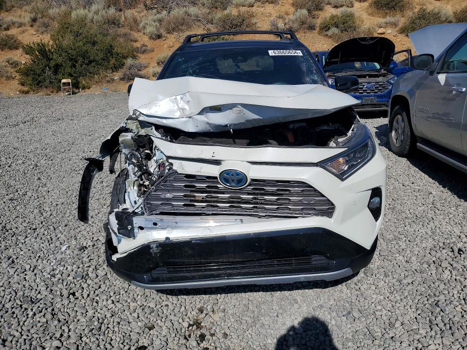 Продаж на аукціоні авто 2021 Toyota Rav4, vin: 2T3E6RFV1MW017483, номер лоту: 63665656