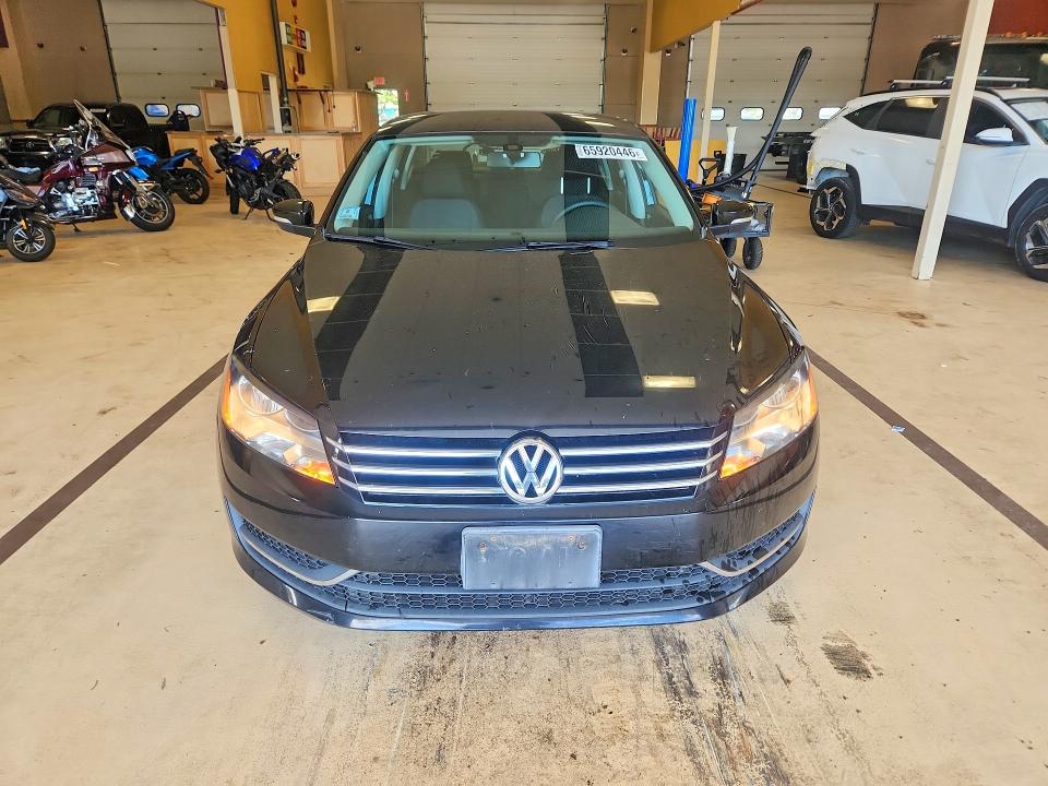 Продажа на аукционе авто 2014 Volkswagen Passat, vin: 1VWAT7A38EC037121, номер лота: 65920446