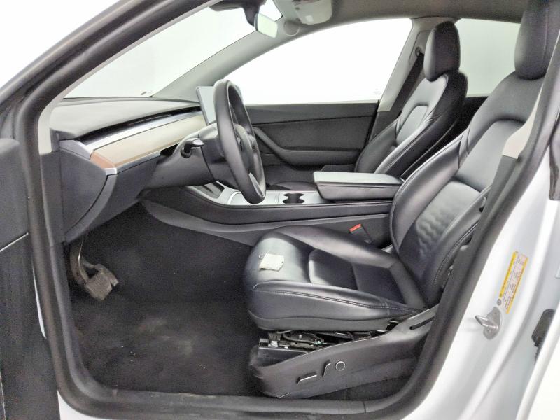 65602186 :رقم المزاد ، 7SAYGDEE7NF480897 vin ، 2022 Tesla Model Y مزاد بيع