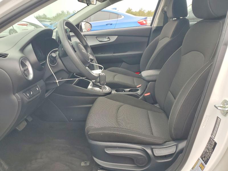 2024 Kia Forte მანქანა იყიდება აუქციონზე, vin: 3KPF24AD9RE701539, აუქციონის ნომერი: 66745106