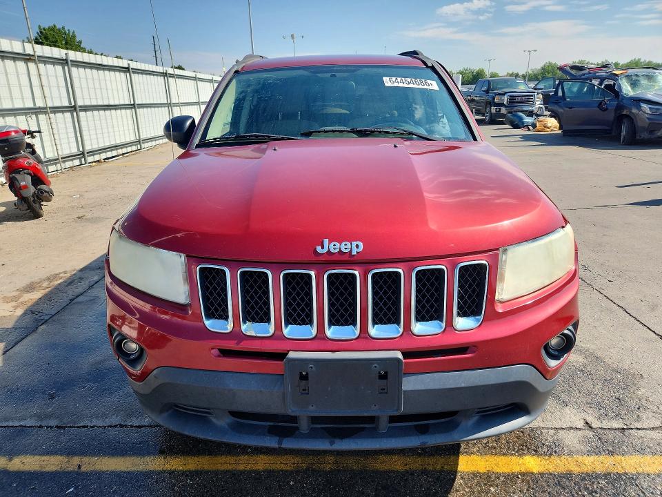 64454686 :رقم المزاد ، 1C4NJCBA3CD526811 vin ، 2012 Jeep Compass مزاد بيع