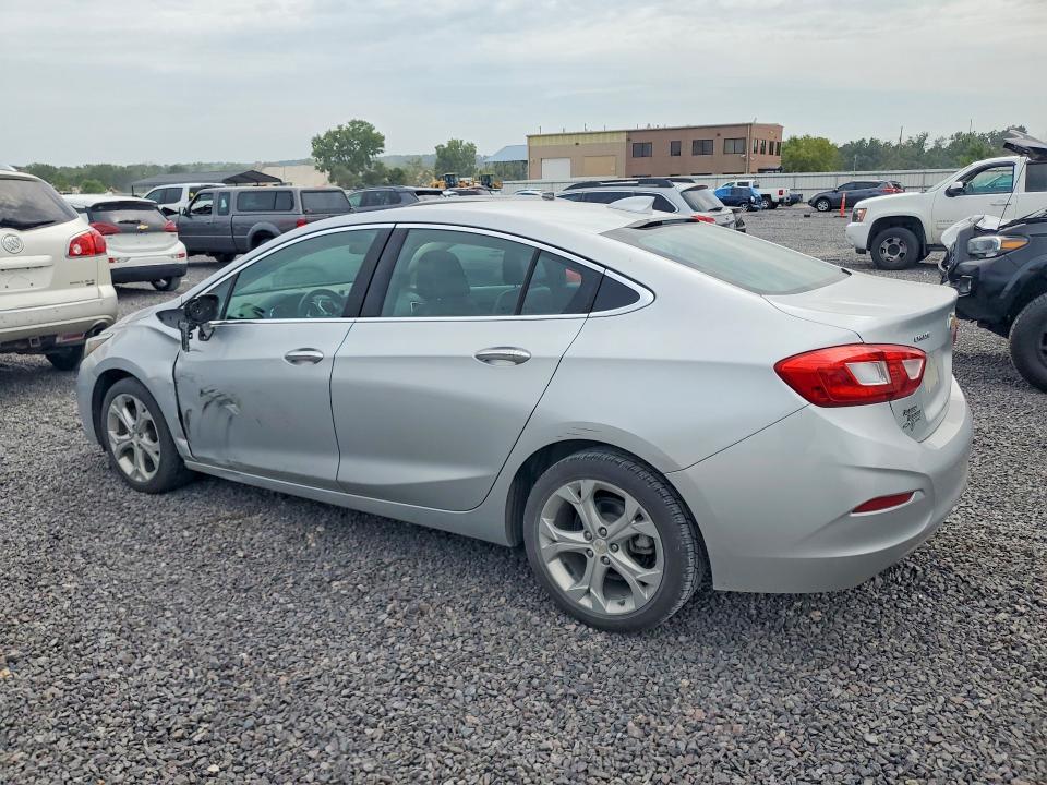 2017 Chevrolet Cruze მანქანა იყიდება აუქციონზე, vin: 1G1BF5SM7H7260640, აუქციონის ნომერი: 63621006