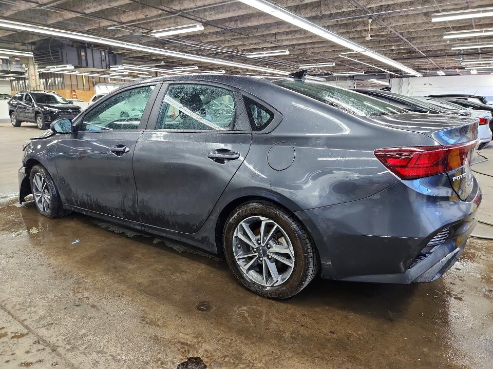 66133886 :رقم المزاد ، 3KPF24AD4PE621613 vin ، 2023 Kia Forte مزاد بيع