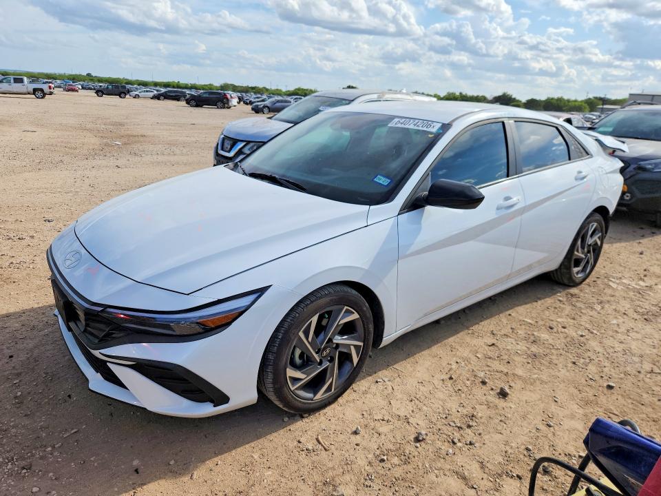 64074206 :رقم المزاد ، KMHLM4DG1SU918198 vin ، 2025 Hyundai Elantra مزاد بيع