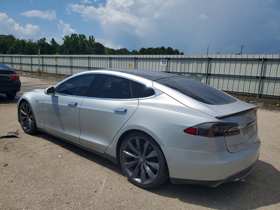 Aukcja sprzedaży 2013 Tesla Model S, vin: 5YJSA1CNXDFP05480, numer aukcji: 64324736
