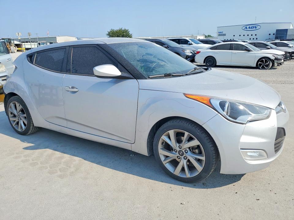 2017 Hyundai Veloster მანქანა იყიდება აუქციონზე, vin: KMHTC6AD0HU319424, აუქციონის ნომერი: 63208276