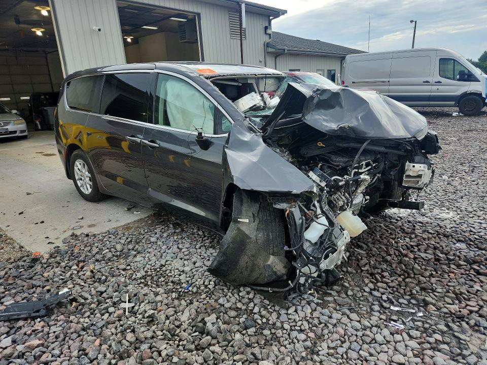 Продажа на аукционе авто 2023 Chrysler Pacifica, vin: 2C4RC1BGXPR522732, номер лота: 65719256