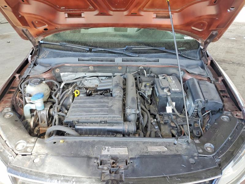 65478166 :رقم المزاد ، 3VWDB7AJ9HM364550 vin ، 2017 Volkswagen Jetta مزاد بيع