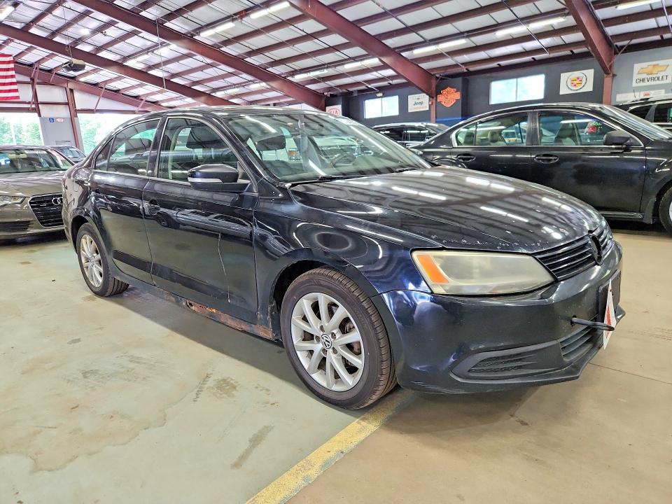 67242926 :رقم المزاد ، 3VWDZ7AJ1BM359751 vin ، 2011 Volkswagen Jetta مزاد بيع