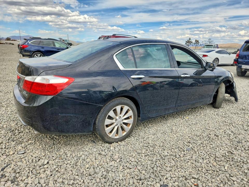 67036366 :رقم المزاد ، 1HGCR3F91EA035174 vin ، 2014 Honda Accord مزاد بيع