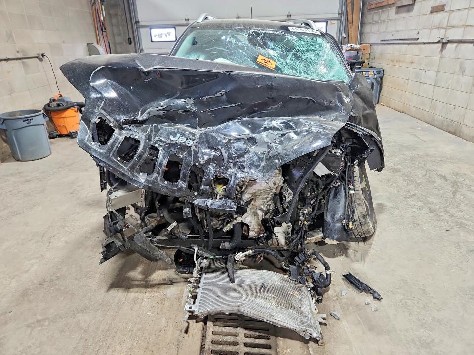 Продажа на аукционе авто 2019 Jeep Cherokee, vin: 1C4PJMDN8KD257007, номер лота: 65695156