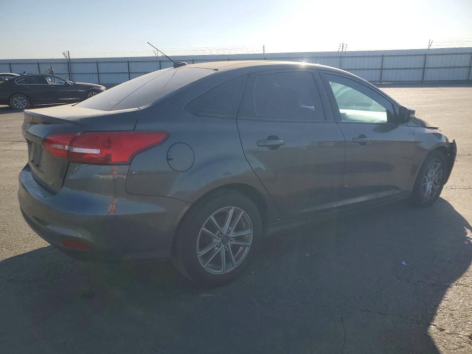 2017 Ford Focus მანქანა იყიდება აუქციონზე, vin: 1FADP3F26HL285715, აუქციონის ნომერი: 65943476