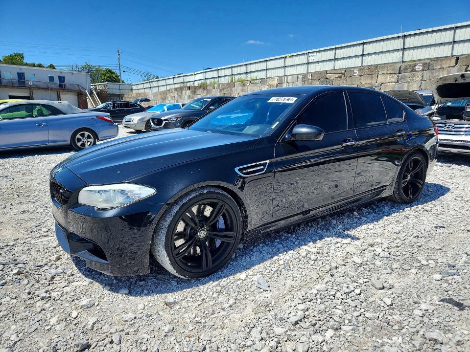 64051696 :رقم المزاد ، WBSFV9C54DD096293 vin ، 2013 Bmw M5 مزاد بيع