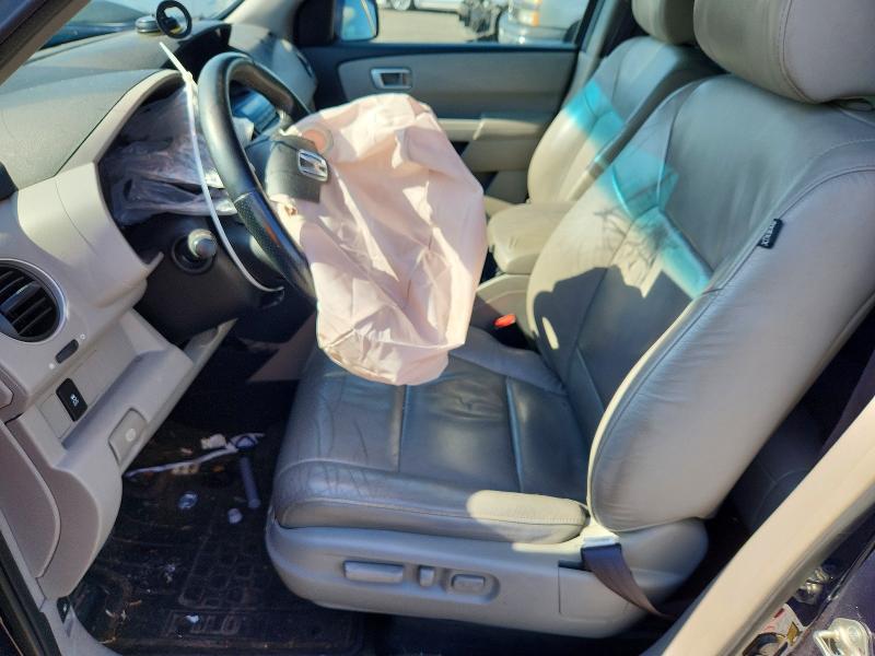 66997756 :رقم المزاد ، 5FNYF4H52FB070795 vin ، 2015 Honda Pilot مزاد بيع