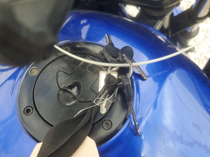 2001 Kawasaki Zg1000 მანქანა იყიდება აუქციონზე, vin: JKAZGCA101B516001, აუქციონის ნომერი: 65470706