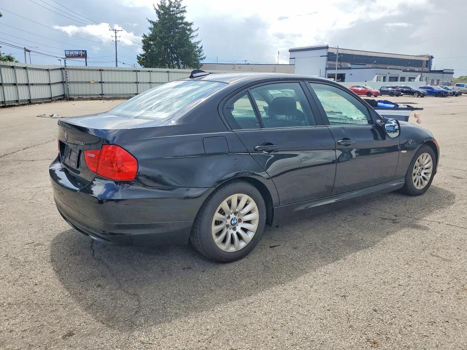 65127156 :رقم المزاد ، WBAPH77529NM28103 vin ، 2009 Bmw 328 مزاد بيع