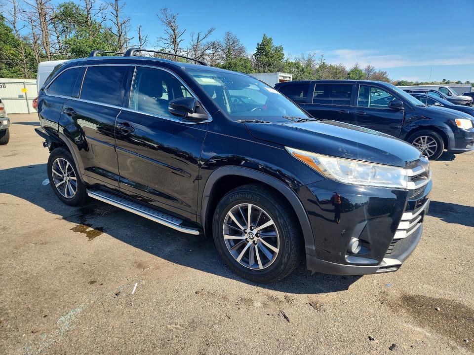 Aukcja sprzedaży 2017 Toyota Highlander, vin: 5TDJZRFH0HS462322, numer aukcji: 63391276