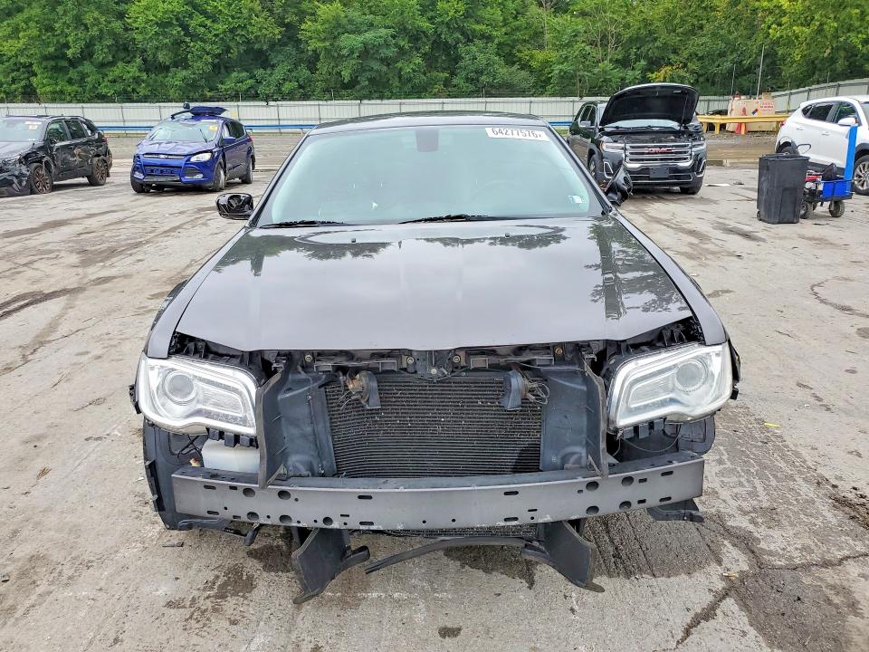Aukcja sprzedaży 2015 Chrysler 300c, vin: 2C3CCAKG2FH781990, numer aukcji: 64277576