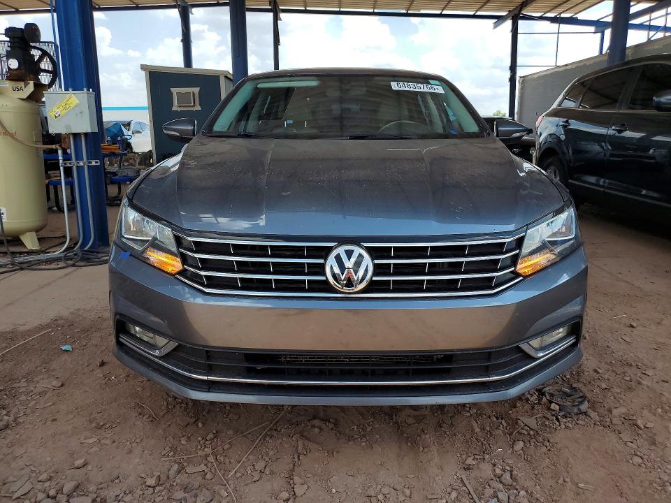 64835766 :رقم المزاد ، 1VWBT7A33GC045277 vin ، 2016 Volkswagen Passat مزاد بيع