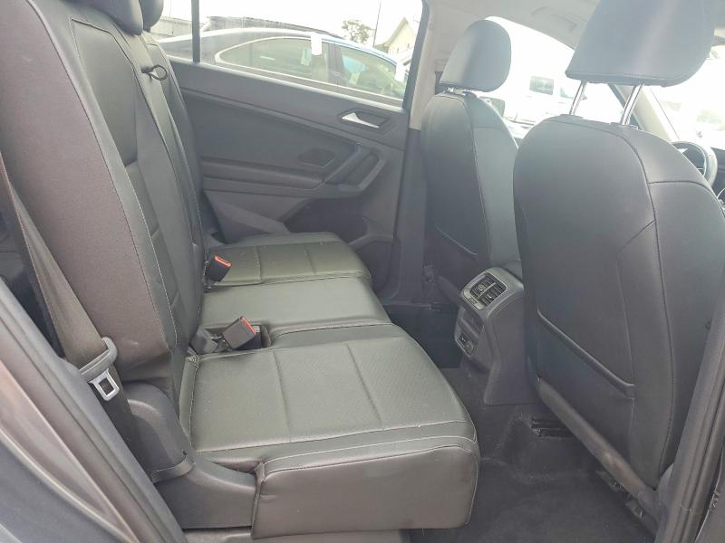 63495416 :رقم المزاد ، 3VV2B7AX6KM062821 vin ، 2019 Volkswagen Tiguan مزاد بيع