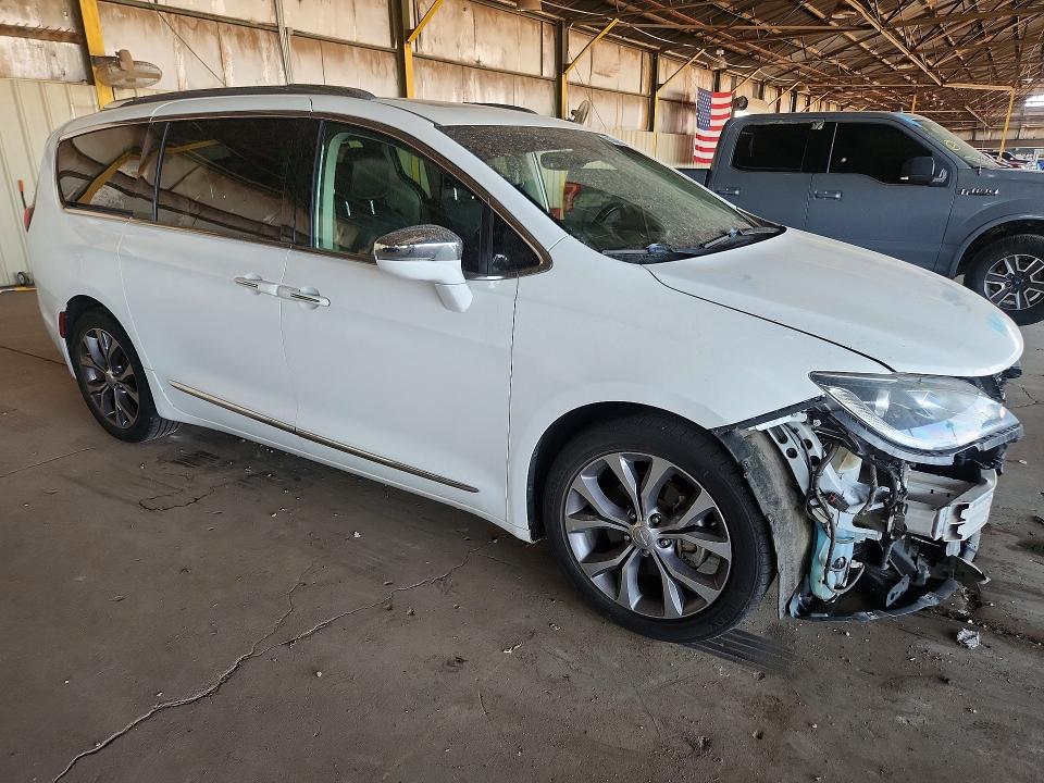 Продажа на аукционе авто 2018 Chrysler Pacifica, vin: 2C4RC1GG0JR186508, номер лота: 66308726