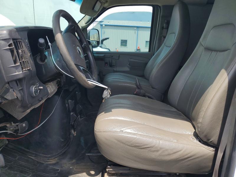 2010 Chevrolet Express G1500 მანქანა იყიდება აუქციონზე, vin: 1GCUGADX1A1102462, აუქციონის ნომერი: 64299596