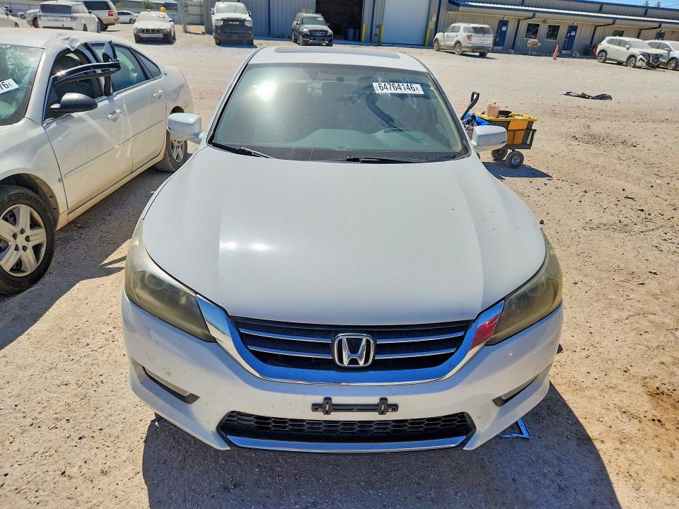 2013 Honda Accord მანქანა იყიდება აუქციონზე, vin: 1HGCR2F73DA271199, აუქციონის ნომერი: 64764146