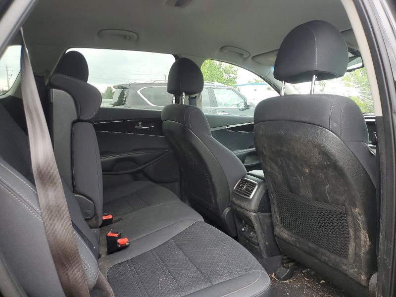 2018 Kia Sorento მანქანა იყიდება აუქციონზე, vin: 5XYPGDA52JG362239, აუქციონის ნომერი: 65000386
