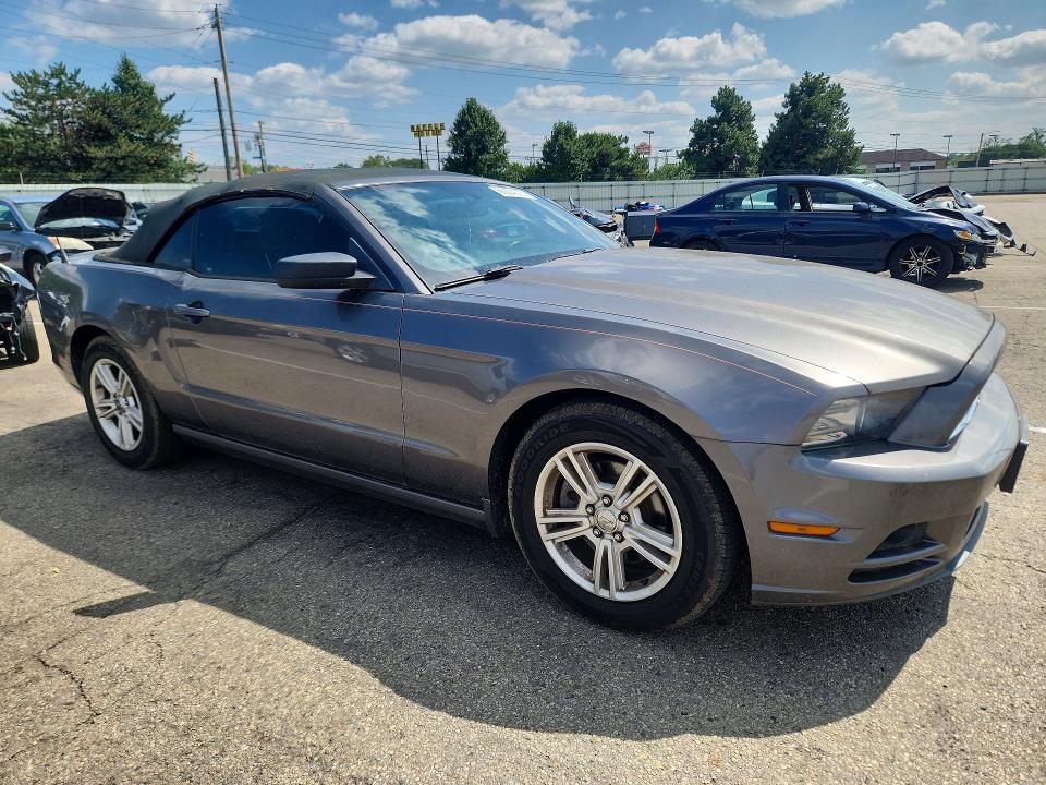 Продажа на аукционе авто 2014 Ford Mustang, vin: 1ZVBP8EM5E5229604, номер лота: 66394376