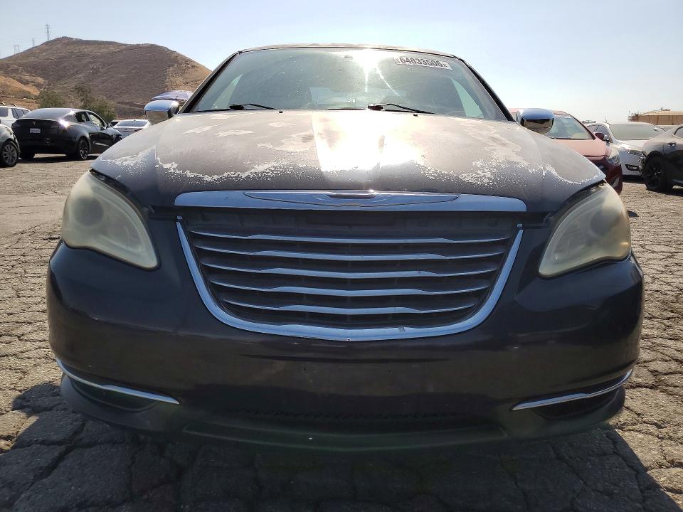 Продаж на аукціоні авто 2011 Chrysler 200, vin: 1C3BC2FG2BN504723, номер лоту: 64833506