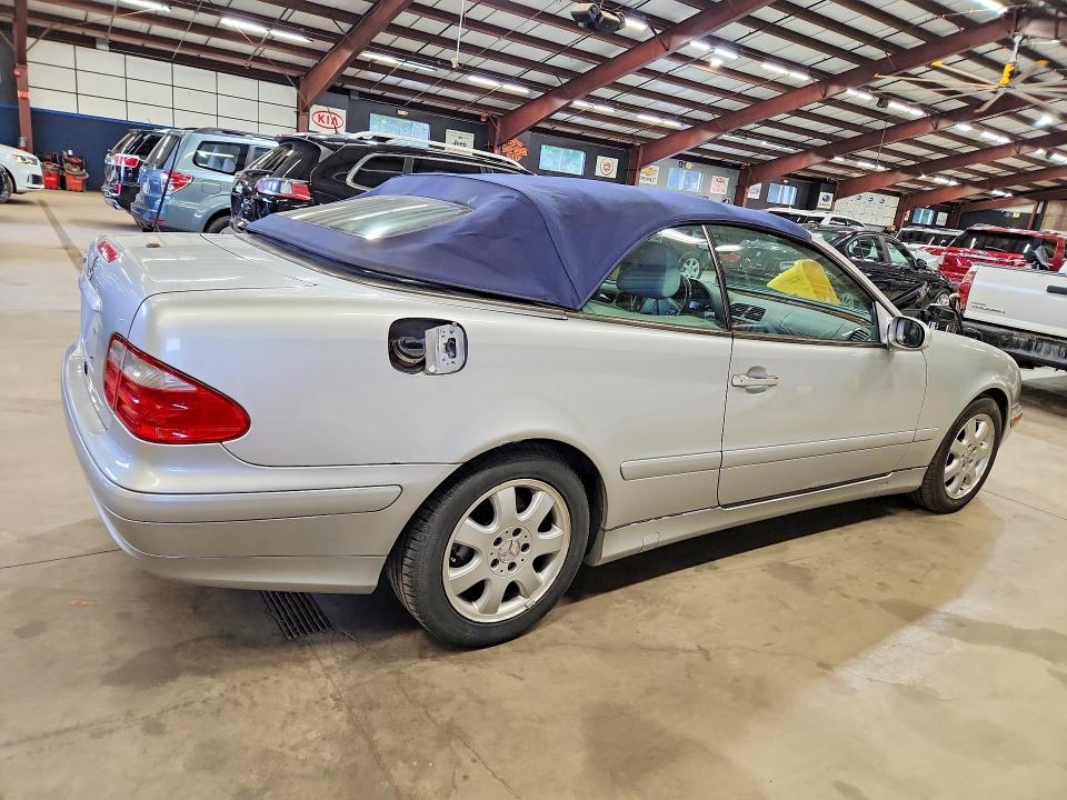 Продаж на аукціоні авто 2002 Mercedes-benz Clk, vin: WDBLK65G02T119831, номер лоту: 64968156
