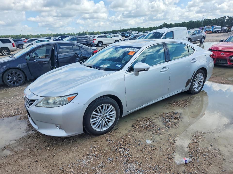 64328806 :رقم المزاد ، JTHBK1GG4D2038576 vin ، 2013 Lexus Es مزاد بيع