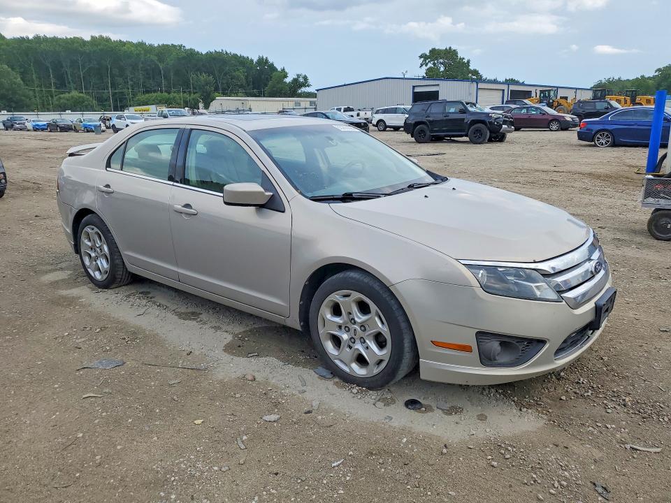 63293026 :رقم المزاد ، 3FAHP0HA5AR427094 vin ، 2010 Ford Fusion مزاد بيع