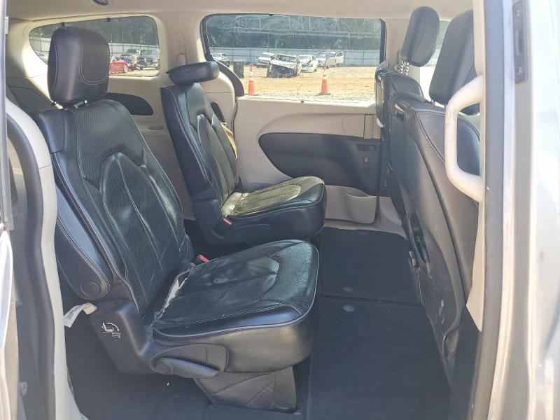 Продаж на аукціоні авто 2018 Chrysler Pacifica, vin: 2C4RC1GG2JR226412, номер лоту: 63520026