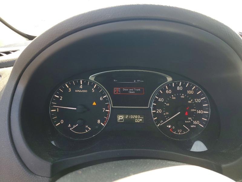 2015 Nissan Altima მანქანა იყიდება აუქციონზე, vin: 1N4AL3AP8FN301903, აუქციონის ნომერი: 63679696
