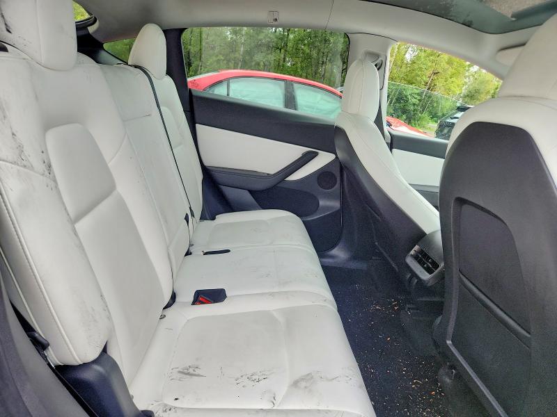 Продажа на аукционе авто 2022 Tesla Model Y, vin: 7SAYGAEE2NF359547, номер лота: 64721896