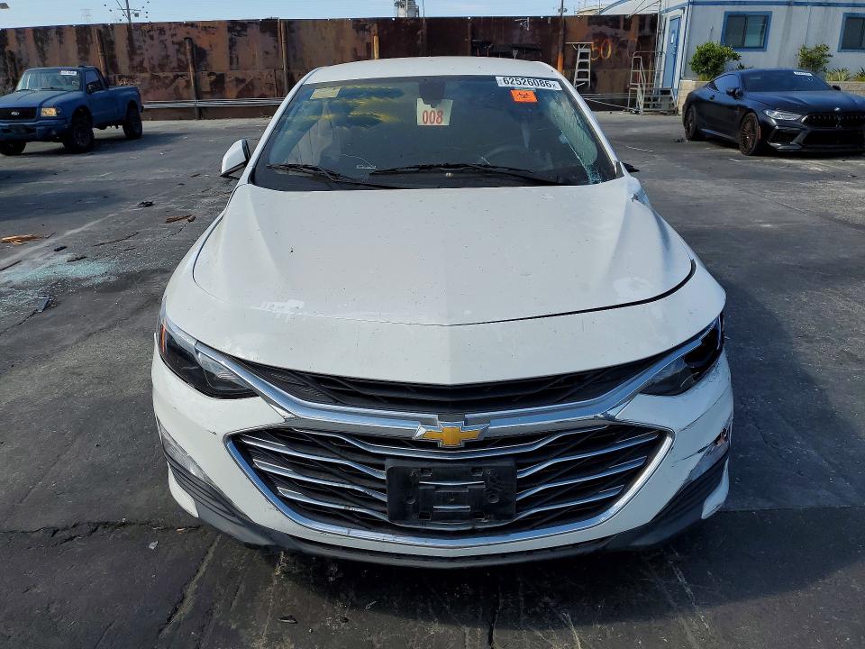 62526086 :رقم المزاد ، 1G1ZD5ST9MF006844 vin ، 2021 Chevrolet Malibu مزاد بيع