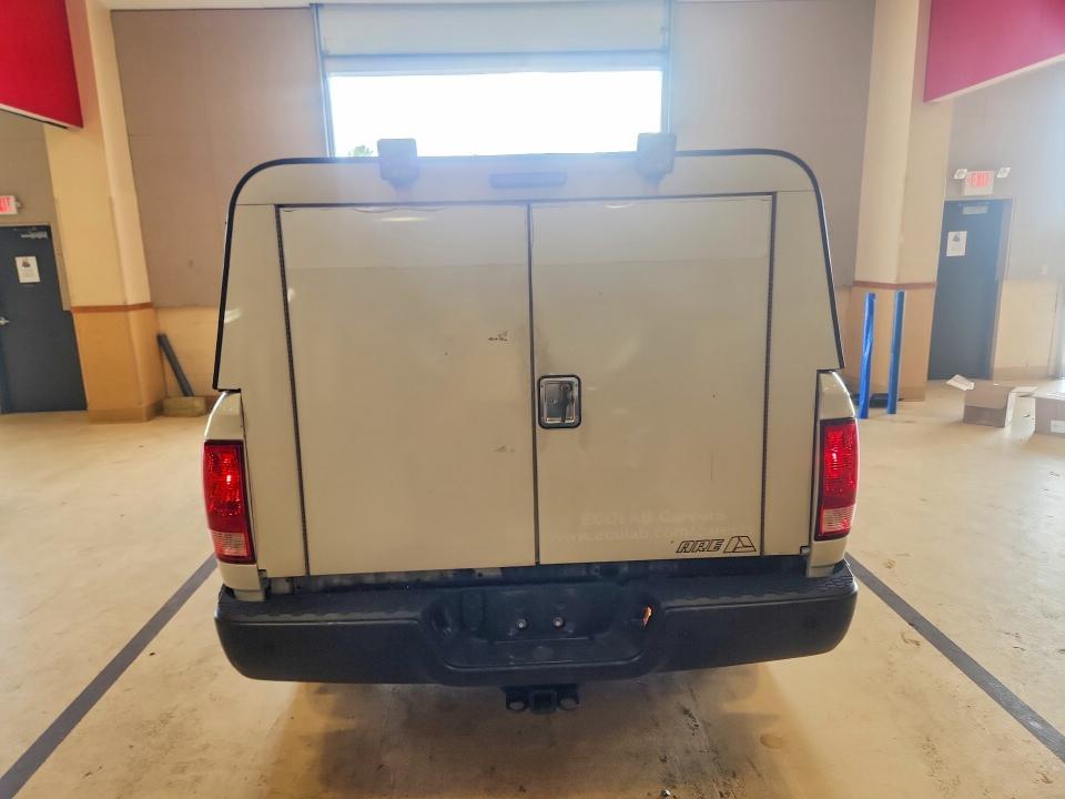 Продаж на аукціоні авто 2022 Ram 1500 Classic, vin: 3C6RR7KG7NG428240, номер лоту: 64716016