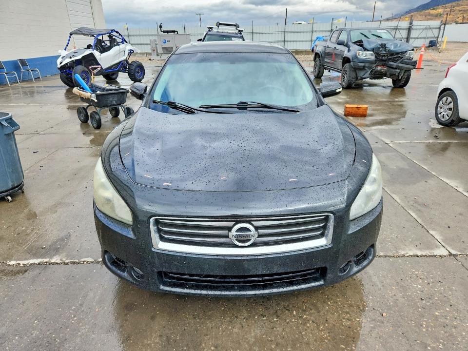 2013 Nissan Maxima მანქანა იყიდება აუქციონზე, vin: 1N4AA5AP2DC811531, აუქციონის ნომერი: 64402916