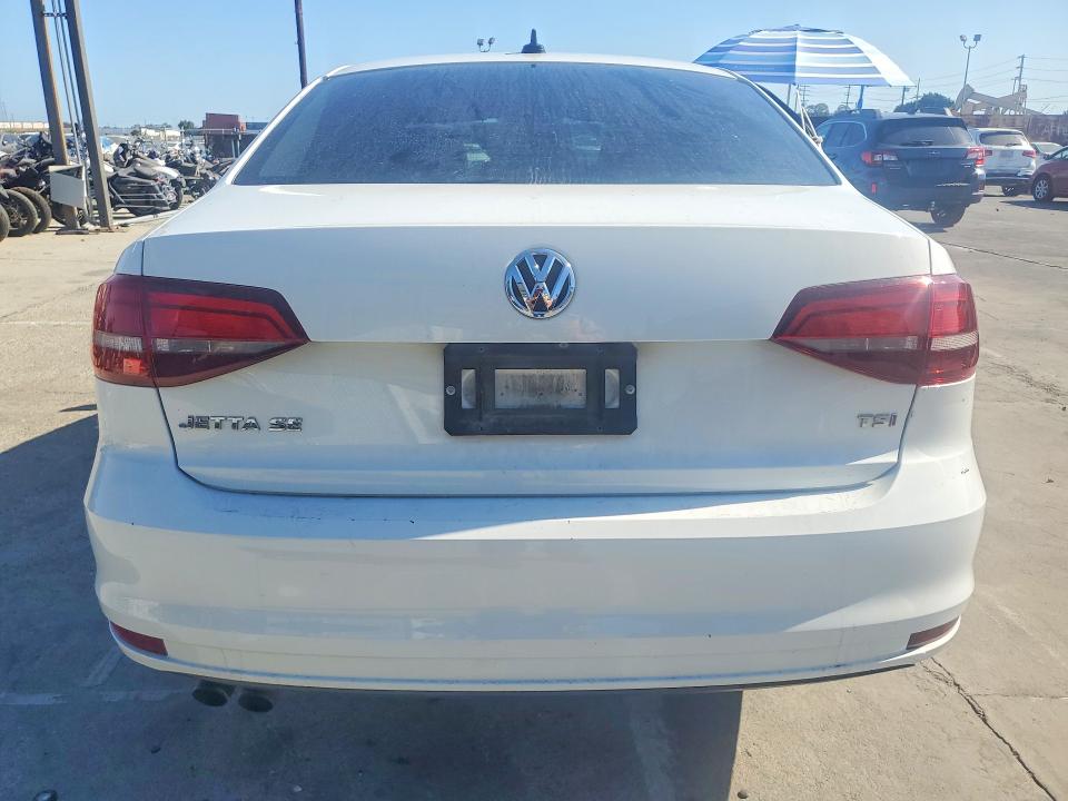 2017 Volkswagen Jetta მანქანა იყიდება აუქციონზე, vin: 3VWDB7AJXHM313171, აუქციონის ნომერი: 66737946