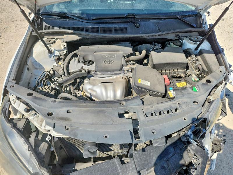 63669826 :رقم المزاد ، 4T1BF1FK7FU996058 vin ، 2015 Toyota Camry مزاد بيع