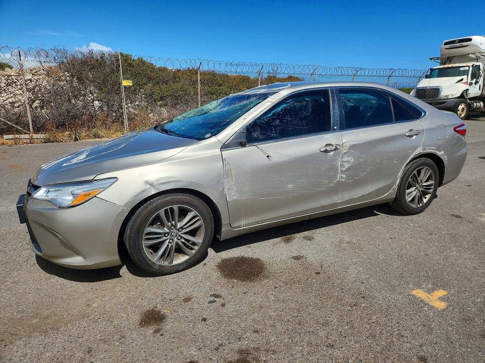Aukcja sprzedaży 2015 Toyota Camry, vin: 4T1BF1FK8FU473924, numer aukcji: 63931806